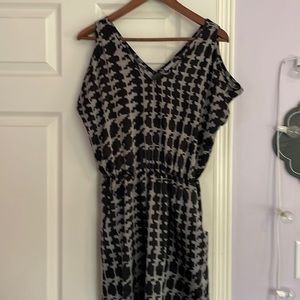 Womens dress. Shoulder cutout short